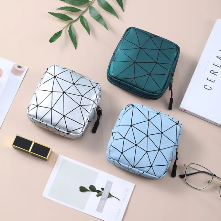 Girl's%20Heart%20Portable%20Small%20Bag%20Sanitary%20PU%20Leather%20Storage%20Bag%20Portable%20Cosmeticss%20Bag%20-%20Image%202