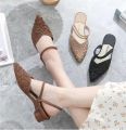 New Lady Style Niche Design Sense Lace-up Thick Heel Pointed Head Rose Wrapped Head Half Slippers.