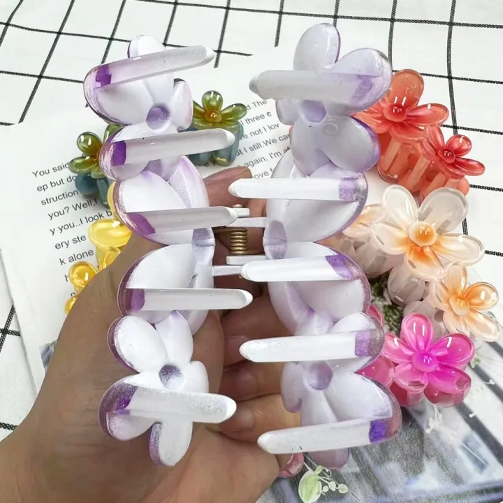 Fashion%20Gradient%20Color%20Egg%20Flower%20Hair%20Clip%20Simple%20Style%20Transparent%20Shark%20Clip%20Headwear%20Hair%20Accessories%20Flower%20Shape%20Claw%20Clip%20-%20Image%206
