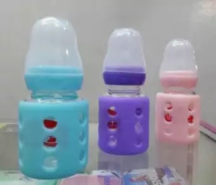 New%20Born%20Baby%20Small%20Glass%20Feeder%20Bottle%20With%20Silicone%20Cover-60%20ml%20-%20Image%205