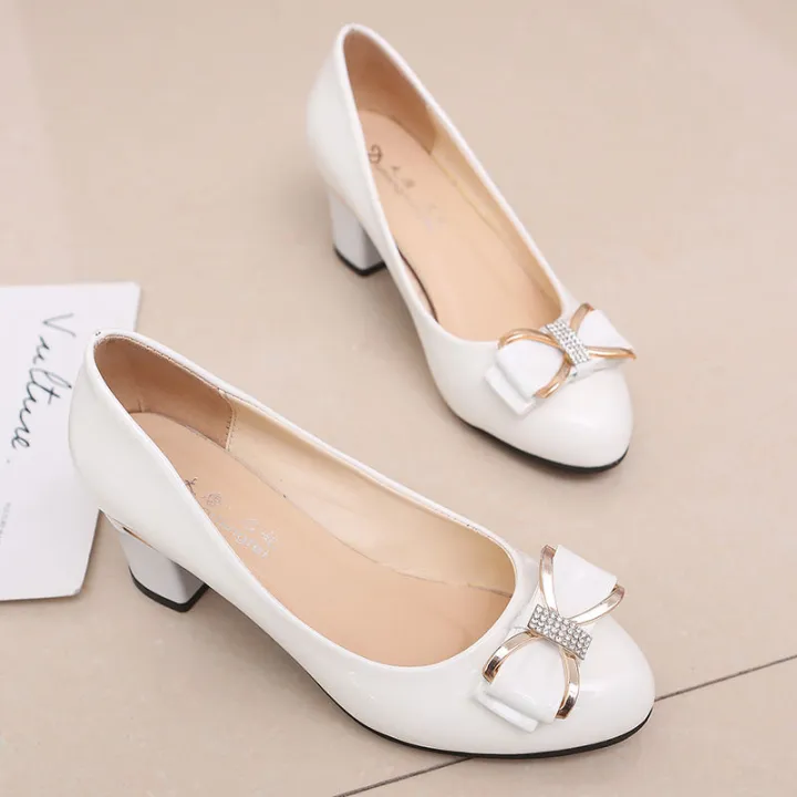 Spring,%20Summer,%20Autumn%20Versatile%20Single-Layer%20Shoes%20Women's%20Chunky%20Heel%20Black%20and%20White%20Work%20Shoes%20High%20Heel%20Mid%20Heel%20Bow%20Patent%20Leather%20Ladies%20Leather%20Shoes%20-%20Image%207