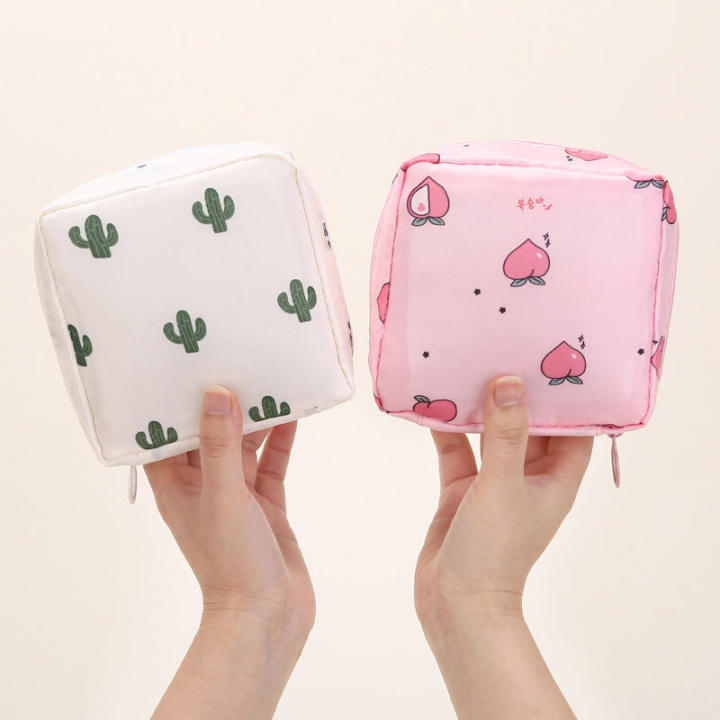 1%20Pcs%20Multi%20Functional%20Travel%20Storage%20Bag%20Portable%20Sanitary%20Napkin%20Bag%20and%20Toiletry%20Cosmetic%20Organizer%20with%20Waterproof%20Layer%20-%20Image%206