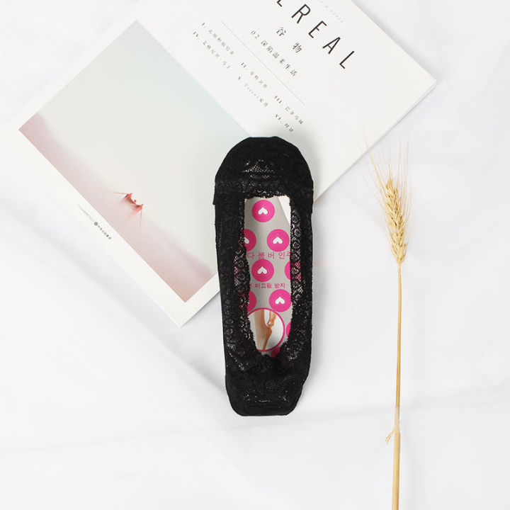 Versatile%20-Choice%20and%20Remark%20-Lace%20Socks%20for%20women%20soft%20cotton%20net%20Socks%20for%20women-%20Avant-garde%20Remarkable%20-%20Disclose%20Styles%20&%20Luxe%20-%20Image%209