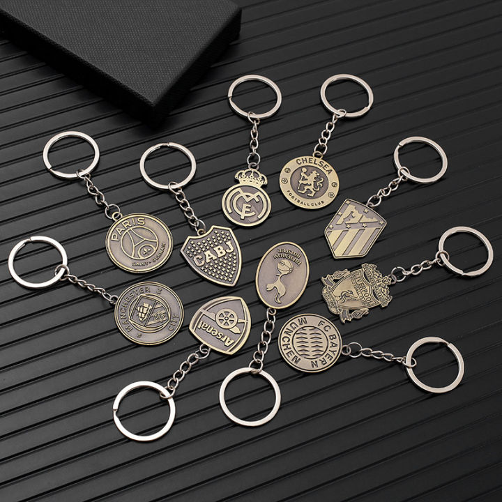 Football%20Club%20Team%20Logo%20Metal%20Keychain%20Keyholder%20Car%20Keyring%20Pendant%20Real%20Madrid%20Ac%20Milan%20Barcelona%20Football%20Club%20Souvenir%20Keychain%20for%20Football%20Soccer%20Fans%20-%20Image%203
