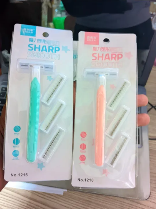4%20Blade%20Women's%20shaving%20knife%20for%20leg%20hair%20and%20armpit%20hair%20manual%20shaving%20knife%20T-shaped%20stainless%20steel%20armpit%20hair%20knife%20-1pac%20-%20Image%203