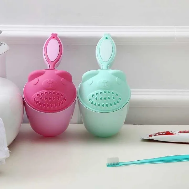 Cute%20Baby%20Bath%20Mug%20Shampoo%20Cup%20Baby%20Plastic%20Cartoon%20Bear%20Shape%20Bath%20Rinse%20Shower%20Cup%20Newborn%20Wash%20Hair%20Shower%20Spoon%20Child%20Handheld%20Safty%20Shampoo%20Cup%20-%20Image%204