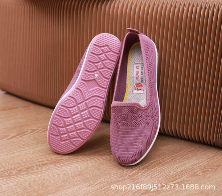 Standard%20China%20Pumpy%20Shoe%20Sneakers%20For%20Women%20Imported%20From%20China%20-%20Image%204