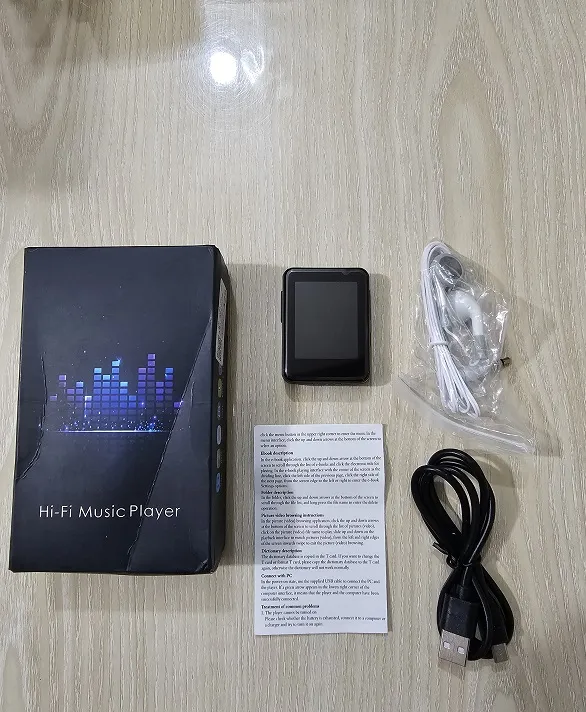 YP3%20Bluetooth%20MP3%20MP4%20Music%20Player%20Full%20Touch%20FM%20-%20Image%202