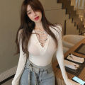 IELGY V-neck slim bottoming shirt women retro Hong Kong style tie long-sleeved T-shirt top.
