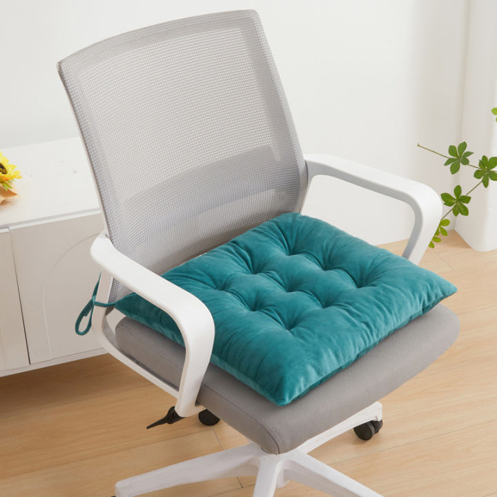 Elegant%20Solid%20Color%20Chair%20Cushions%20with%20Square%20Shape%20for%20Living%20Room%20and%20Office%20Use%20-%20Image%203