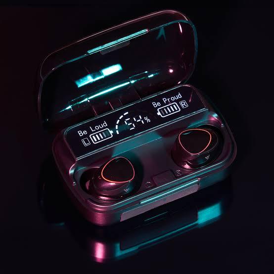 M10%20TWS%20Wireless%20Earbuds%20-%20Black%20-%20Neckband%20-%20Wireless%20Earbud%20-%20Image%206