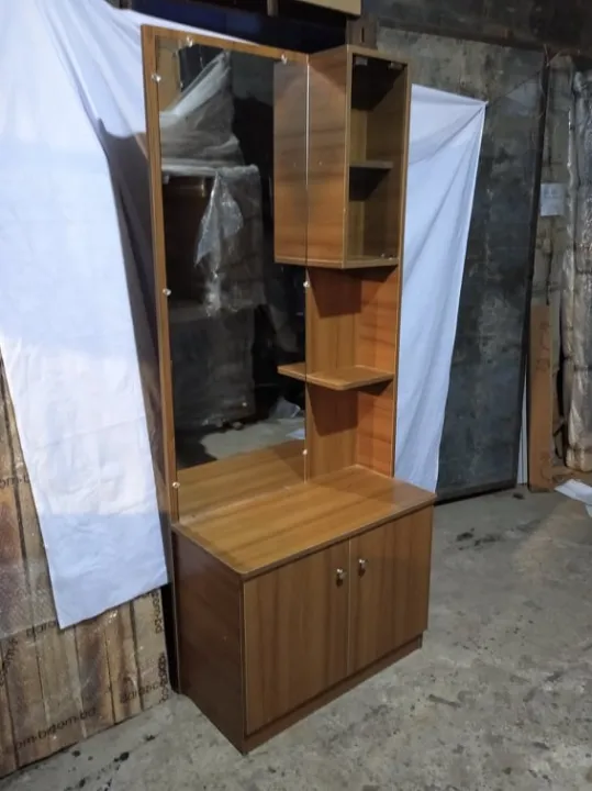 Dressing%20Table%20%20Dimension/size:L%20-%2024,W-12%20H%20-67%20Inch%20For%20Home%20and%20Office%20Use%20.%20-%20Image%202