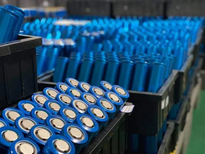 Lithium%20Phosphate%20Battery%2020Ah%20For%20E-Bike%20-%20Power%20Your%20Electric%20Bike%20With%20Reliable%20Performance%20And%20Longevity%20-%20Image%202