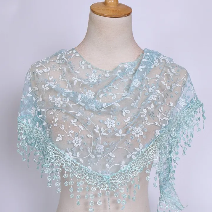 New%20Women%20Triangle%20Scarf%20Church%20Prayer%20Shawl%20Embroidered%20Lace%20Veil%20Floral%20Tassel%20Veils%20mantillas%20for%20the%20Church's%20Tassel%20Scarve%20-%20Image%207
