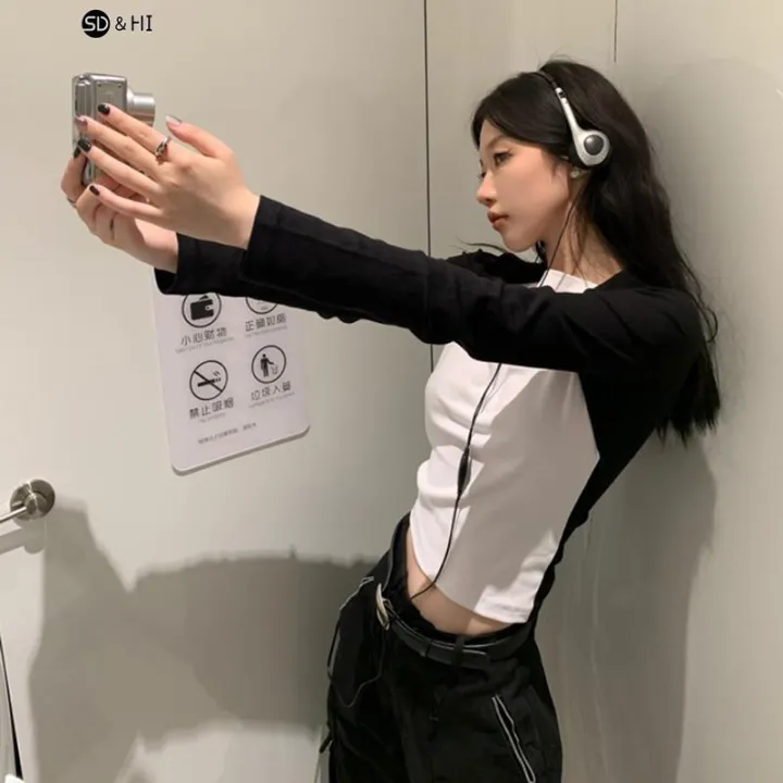 Headphones%2090's%20Stock%20Compact%20Retro%20Headset%20With%20Microphone%20Black%20INS%20Fashion%20Japanese%20Style%20Headset%20Black%20Silver%20-%20Image%202