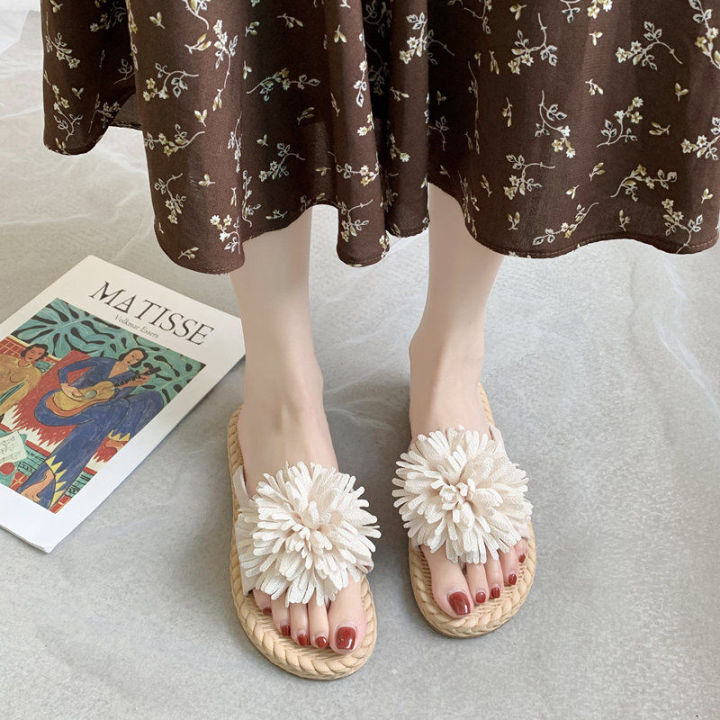 Flower%20Flip-Flops%20Women's%20Outdoor%20Seaside%20Flip%20Flops2022New%20Summer%20Fashion%20Trending%20All-Matching%20Flat%20Beach%20Shoes%20-%20Image%207