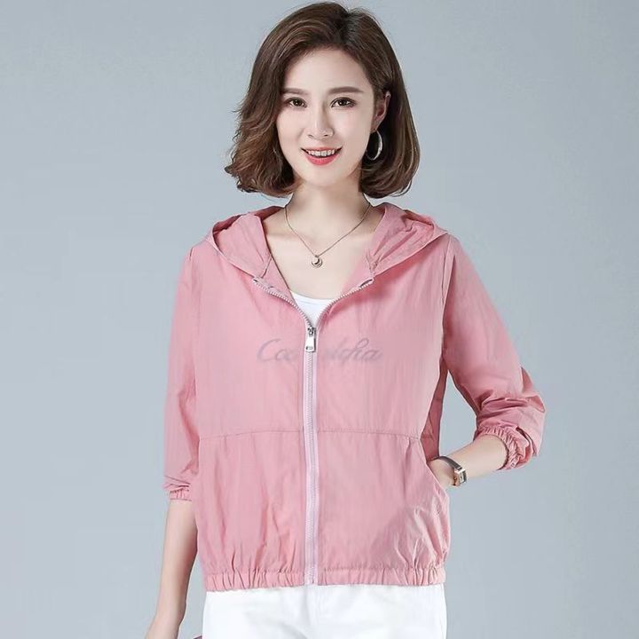 Sun-Protective%20Clothing%20Women's%20Short2023New%20Mother's%20Clothes%20UV%20Protection%20Breathable%20and%20Loose%20Air%20Conditioning%20Shirt%20Sun%20Protection%20Clothing%20Thin%20Coat%20-%20Image%204