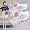 Casual Women's Shoes Wholesale Sneakers Women's Fashion Trend Fashion Fly Woven Face Breathable Women's Lightweight Sports Women's Shoes. 