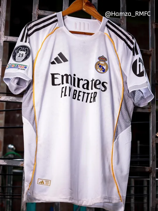 Real%20Madrid%20Football%20Club%20New%20Season%202025/26%20Home%20Jersey/Kit%20-%20Jersey%20Football%20-%20Jersey%20-%20Image%203