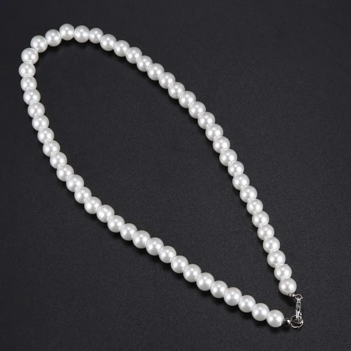 Charm%20Pearl%20Necklace%20w.%20Metal%20Clasp%20-%20Image%202