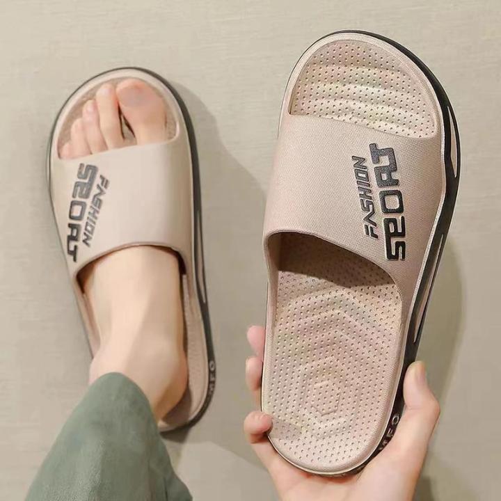 Big%20Size%20Men%20New%20Slides%20Summer%20Luxury%20Sandals%20Women%20Outside%20Flip%20Flops%20Casual%20Beach%20Breathable%20Shoes%20Couples%20Home%20Slippers%20-%20Image%207