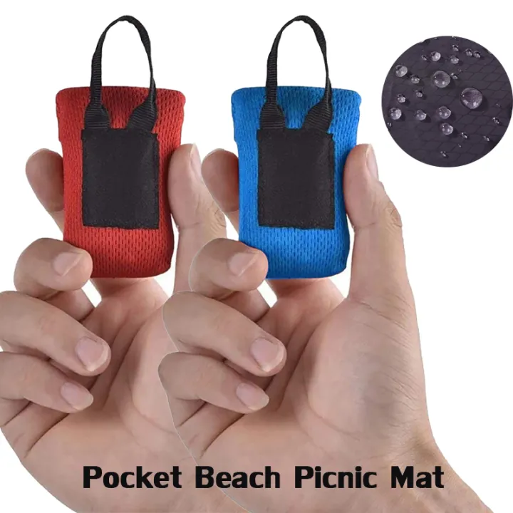 Portable%20Foldable%20Lightweight%20Picnic%20Mat%20Beach%20Blanket%20Mini%20Pocket%20Blanket%20Waterproof%20Outdoor%20Travel%20Camping%20Durable%20Blanket%20Mat%20-%20Image%203