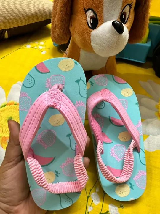 Soft%20and%20comfortable%20cartoon%20baby%20slippers%20for%20kids%20toddler%20boy%20sandals%20-%20Image%204