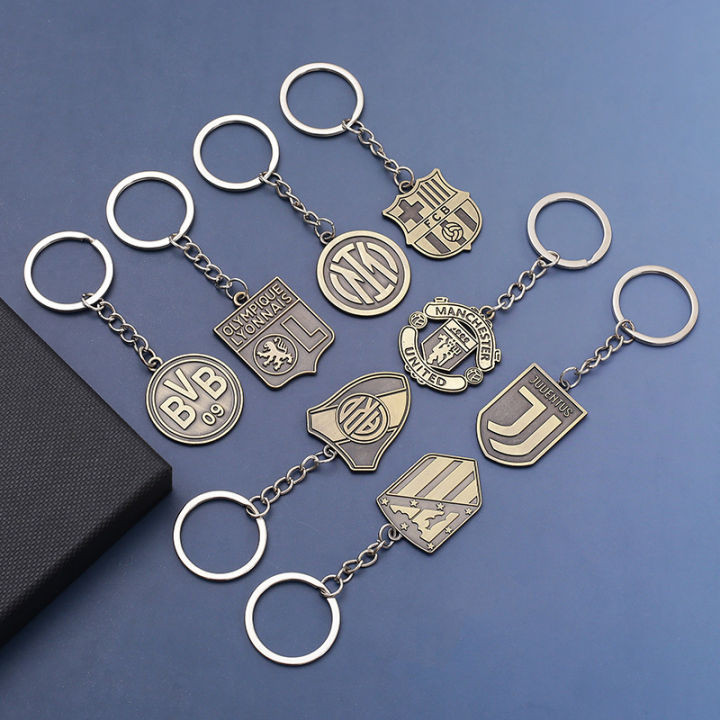 Football%20Club%20Team%20Logo%20Metal%20Keychain%20Keyholder%20Car%20Keyring%20Pendant%20Real%20Madrid%20Ac%20Milan%20Barcelona%20Football%20Club%20Souvenir%20Keychain%20for%20Football%20Soccer%20Fans%20-%20Image%205