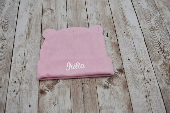Personalized%20Baby%20Name%20Hat%20with%20Name%20Custom%20Newborn%20Nursery%20Beanie%20Bonnet%20Personnalis%C3%A9%20nom%20b%C3%A9b%C3%A9%20nouveau-n%C3%A9%20Cadeau%20de%20naissance%20-%20Image%204