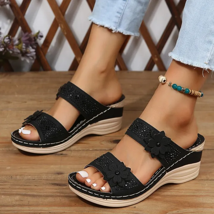 Summer%20Women%20Slippers%20Plus%20Size%20Women's%20Shoes%20Retro%20Roman%20Sandals%20Women%20Pu%20Casual%20Flower%20Wedge%20Sandals%20Platform%20Slippers%20Heel%20-%20Image%205