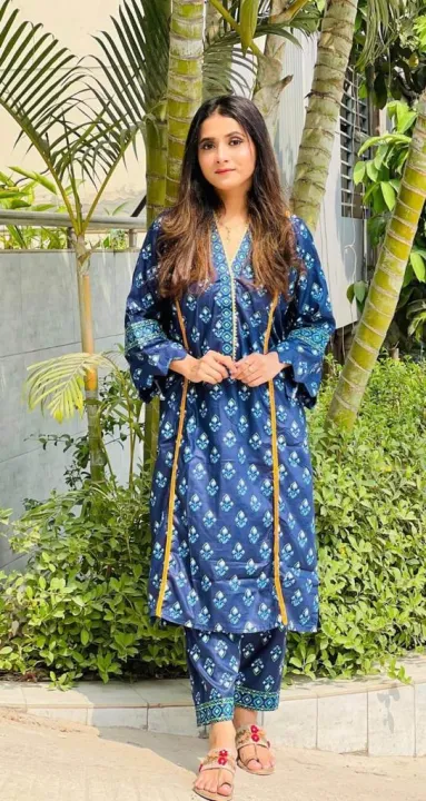 Luxury%202%20piece%20dress%20for%20women%20-%20Image%209