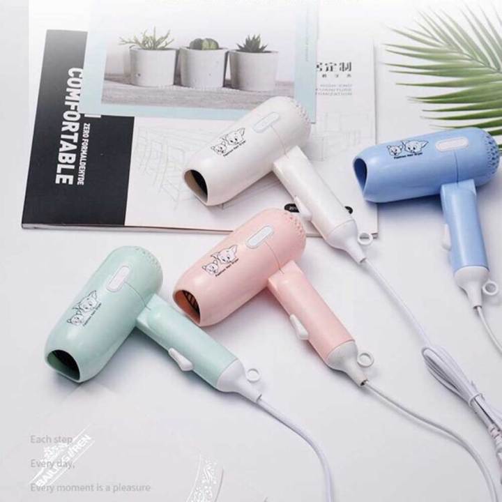 Travel%20&%20Portable%20Mini%20Hair%20Dryer%20For%20Men%20And%20Women%20-%20Hair%20Dryer%20-%20Image%205