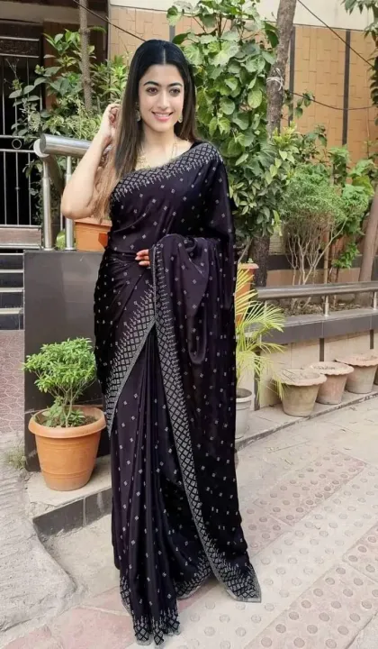 New%20Exclusive%20Design%20High-Quality%20Georgette%20Pearl%20Lace%20Saree%20for%20Women%20-%20Perfect%20for%20All%20Seasons%20and%20Occasions%20-%20Image%204