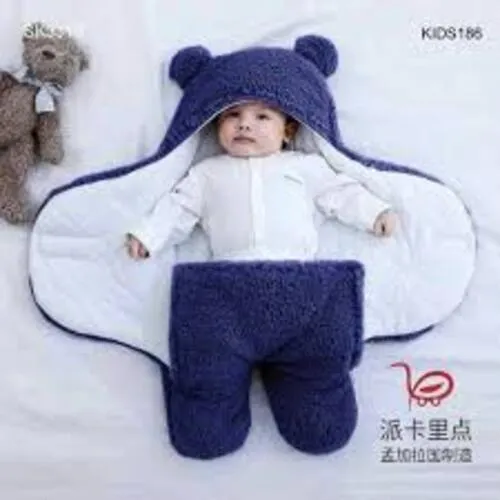 Premium%20Baby%20Blanket%20%E2%80%93%20Soft%20Woolen%20Blanket%20for%20Kids%20-%20Image%204