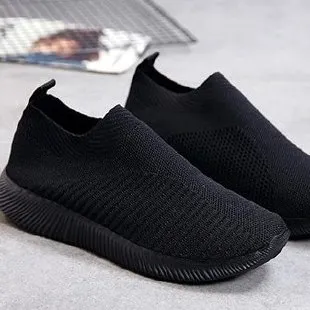 %E3%80%90Deal%E3%80%91%20Summer%20New%20Lightweight%20Flying%20Large%20Size%20Socks%20Shoes%20Women%20Breathable%20Mesh%20Casual%20Flat%20Bottom%20Comfortable%20Women's%20Shoes%20-%20Image%204