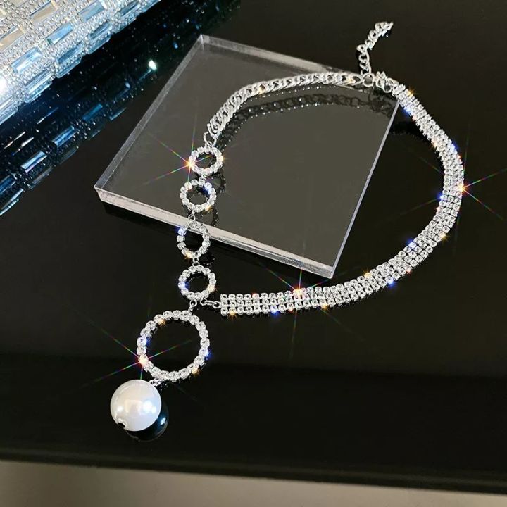 Korean%20Fashion%20Temperament%20Crystal%20Shiny%20Clavicle%20Chain%20Female%20European%20and%20American%20Chain%20around%20the%20Neck%20Round%20Small%20Pendant%20Prom%20Accessories%20Locket%20Chain%20for%20Ladies%20at%20Wedding,%20Birthday%20Party,%20Anniversary%20Gift%20-%20Image%203