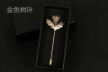Maple Metal Leaf Lapel Pin Brooch For Men & Women Fashion Accessories.