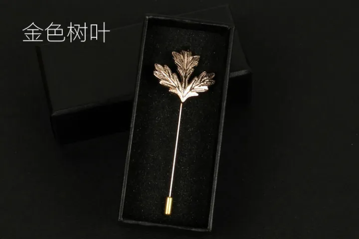Maple%20Metal%20Leaf%20Lapel%20Pin%20Brooch%20For%20Men%20&%20Women%20Fashion%20Accessories%20-%20Image%202