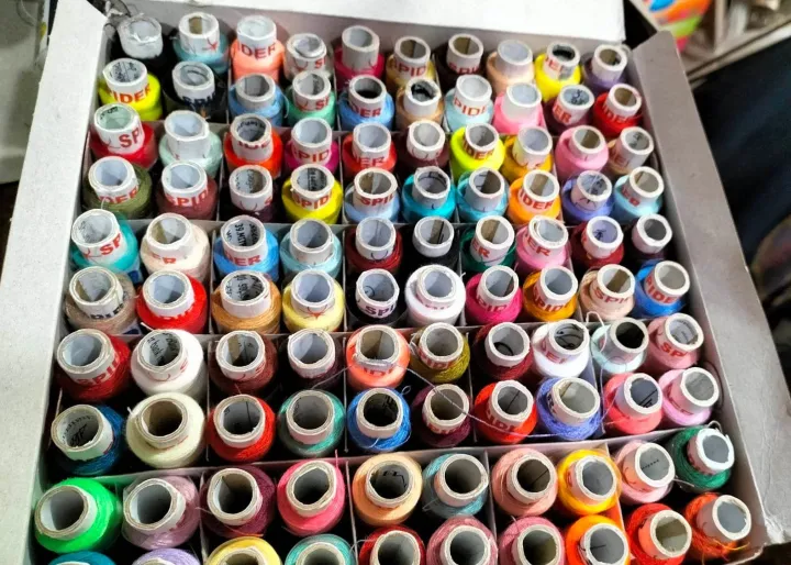 Super%20Polyester%2050%20color%20%20Thread%201%20box%20(100%20Pcs)%20-%20Image%202