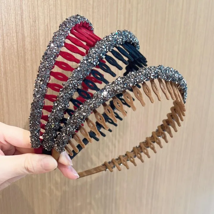 Retro%20rhinestone%20flocked%20headband%20for%20women,%20high-end,%20toothed,%20broken%20hair%20finishing,%20non-slip%20face%20wash,%20makeup%20headband,%20hairpin%20hair%20accessory%20-%20Image%208