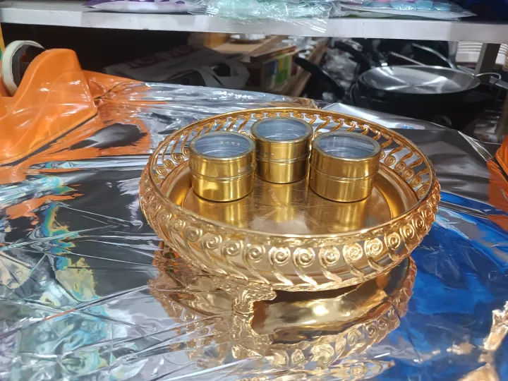 Paner%20Bata%20Pandan%20Sets%20Khandani%20China%20Golden%20Paner%20Box%20Betel%20Leaf%20Bowl%20Set%20-%20With%203%20Pots%20Experience%20Traditional%20Betel%20Leaf%20Serving%20With%20This%20Stylish%20Set%20-%20Image%204