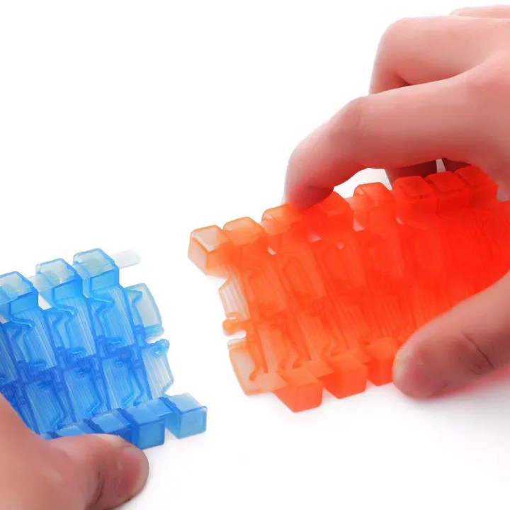 Magic%20Tracks%20Toy%20for%20Kids-%20Amazing%20Racetrack%20-%20Bends,%20Flexes%20and%20Glows%20-%203D%20LED%20Lights%20-%20220%20pcs,%20Multicoloured%20-%20Image%205