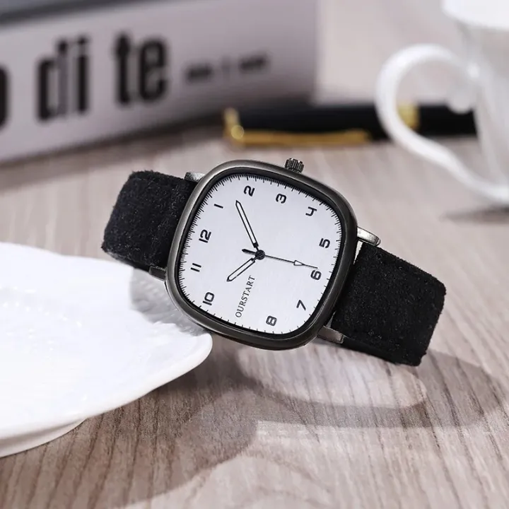 Vintage%20Square%20Dial%20Leather%20Belt%20Wristwatch%20Brand%20Quartz%20Watch%20Youth%20Student%20Watch%20Casual%20Fashion%20Men%20Women%20Gift%20Clock%20Wholesale%20-%20Image%204
