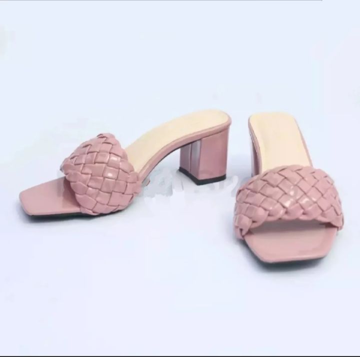 Girls%20High%20Heel%20Weightless%20Fashionable%20Shoes,%20Soft%20Anti-Slip%20Sole,%20Comfortable%20-%20Image%202