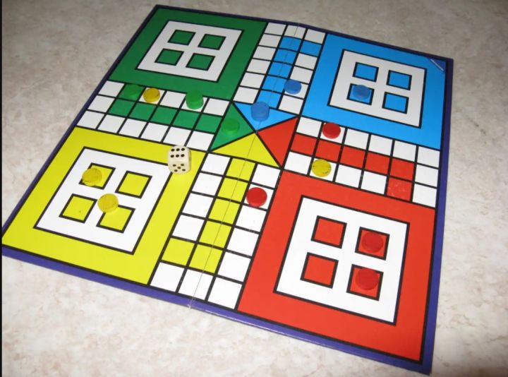 Game%20Set%20Medium%20Size%20Ludo%20(16"%20by%2016")-%20Ludo,%20Snake%20and%20with%20Ludo%20Guti%20-%20Image%202