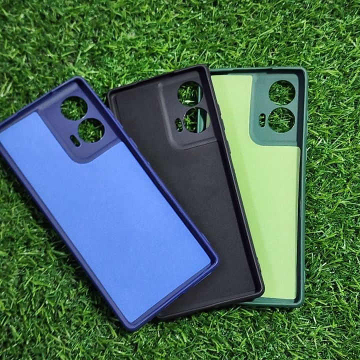 Silicone%20Case%20For%20Motorola%20Moto%20Edge%2050%20Fusion%20Soft%20Flexible%20Rubber%20Material%20Premium%20Shockproof%20Camera%20Bumper%20Protective%20Stylish%20Silicon%20Back%20Cover%20-%20Image%204