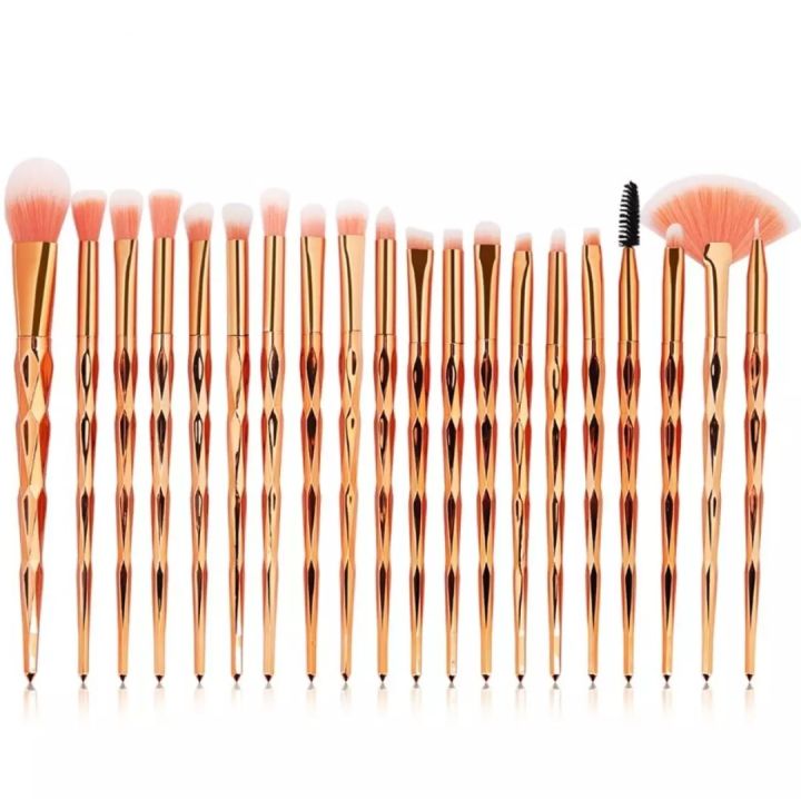 Diamond%20Make%20-up%20Brush%20Universal%20Eashedo%20Brush%2020%20Piece%20-%20Image%203