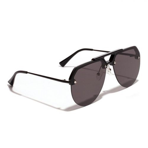 Premium%20Aviator%20Shaped%20Black%20Sunglass%20For%20Men%20From%20Lunettes%20-%20Traore%20Black%20-%20Image%204