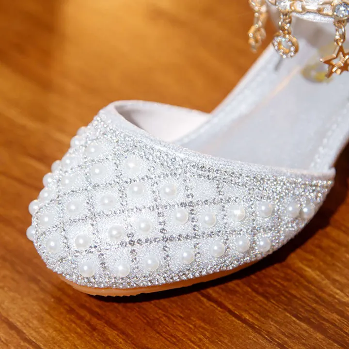 Girls%20princess%20shoes%20with%20soft%20soles,%20white%20pearl%20dress,%20flower%20children's%20shoes,%20little%20girl%20runway%20show,%20crystal%20high%20heels%20-%20Image%203