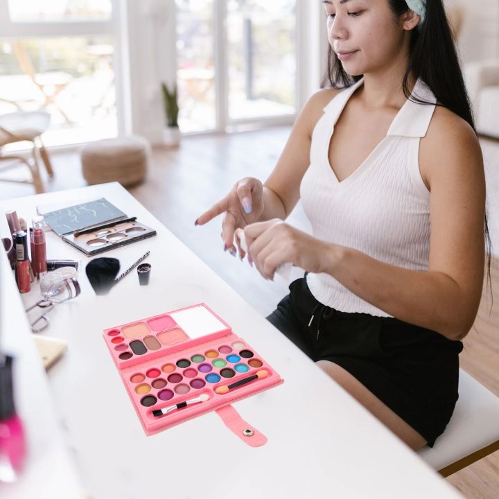 Makeup%20Palette%2033-color%20Eyeshadow%20Pallets%20Beginner%20Plate%20Blush%20Pan%20Kids%20Girl%20Toys%20Abandon%20Abandon%20-%20Image%204